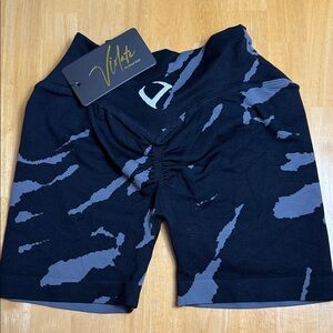 Violate the Dress Code Storm Seamless Shorts